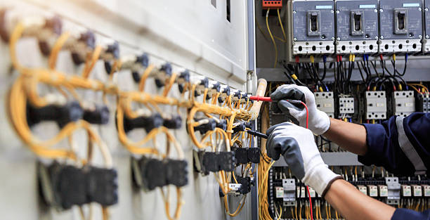 Professional Electrician technician working in Smithfield, NC